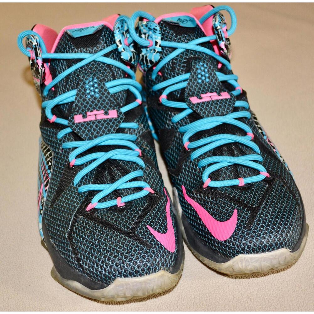 Size 10 - Nike LeBron 12 23 Chromosomes Uk 9, Excellent Condition